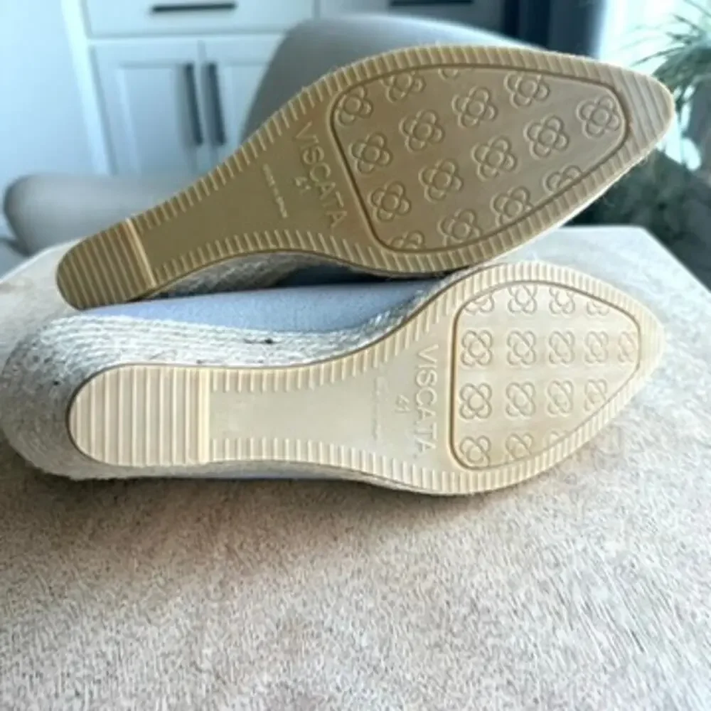 NWOT Viscata Barcelona‎ Roses U-Cut Canvas: medium wedge slip on espadrilles